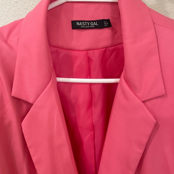 Nasty Gal Pink Blazer with Shoulder Pads Size 4 - Picture 3 of 6